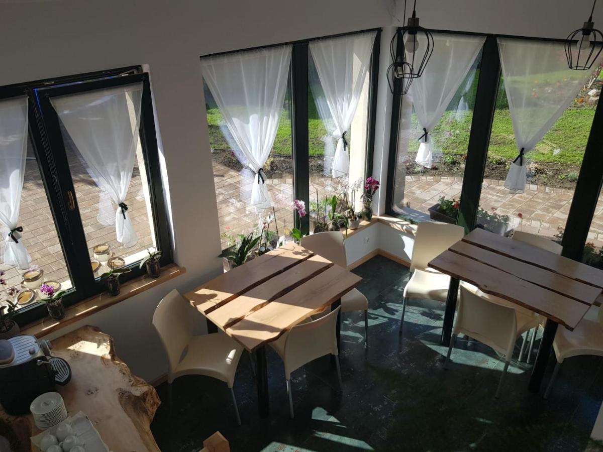 Chic Voyage Hotel Sibiu Exterior photo